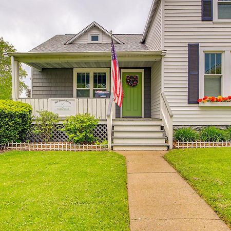 Lavish House With Patio - 2 Blocks To Green Lake! Extérieur photo