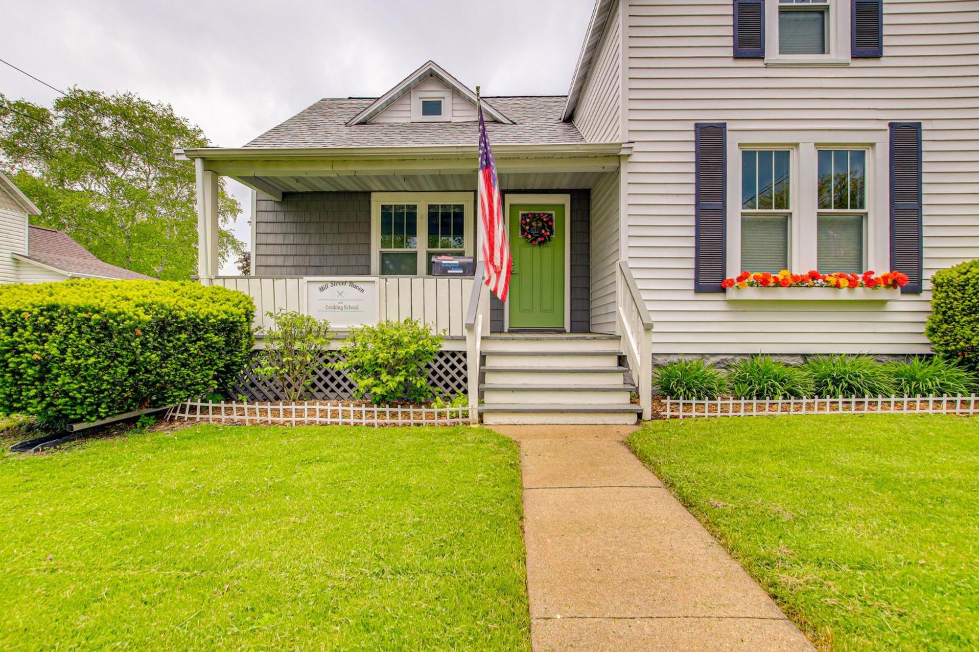 Lavish House With Patio - 2 Blocks To Green Lake! Extérieur photo
