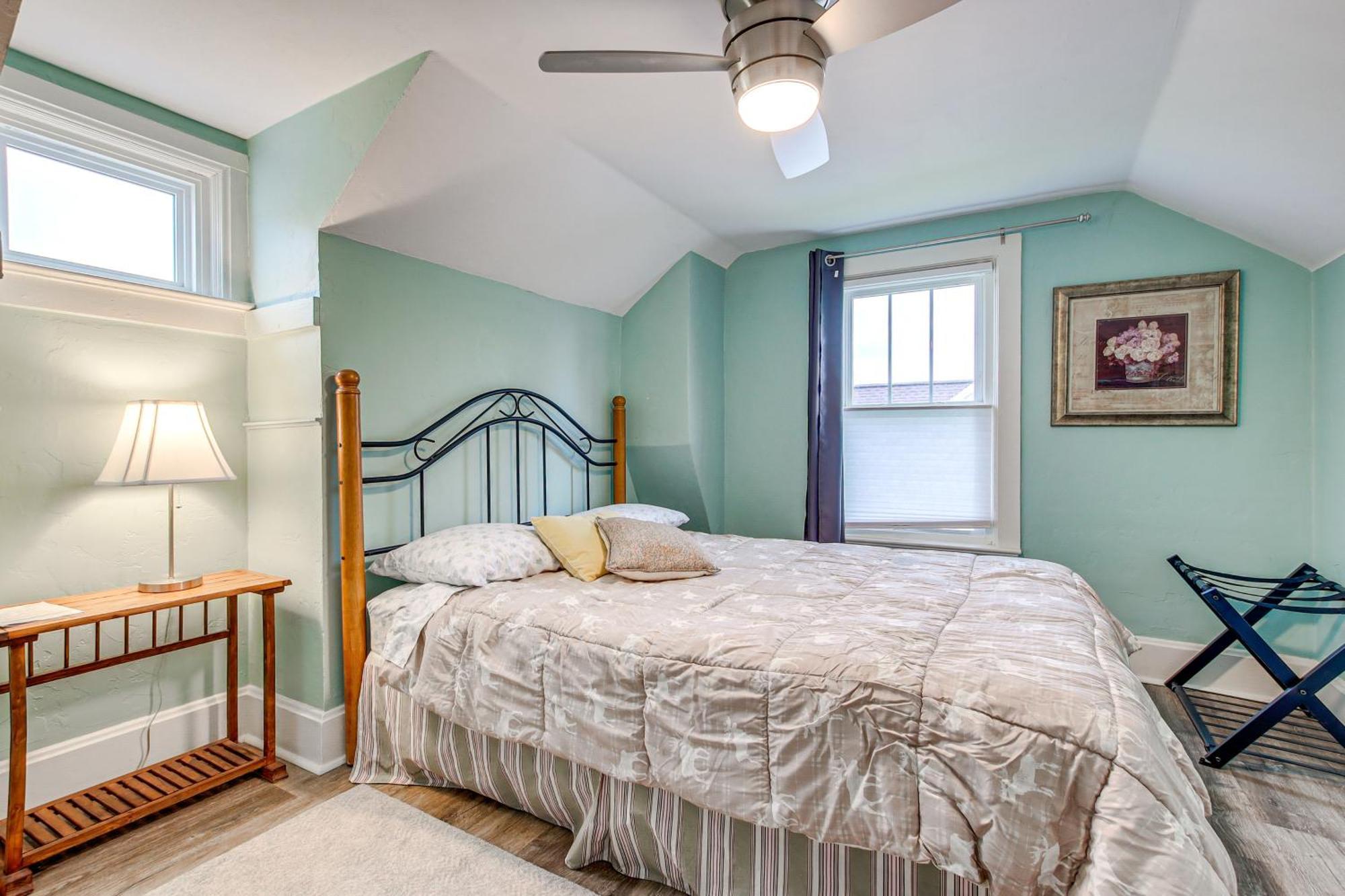 Lavish House With Patio - 2 Blocks To Green Lake! Extérieur photo