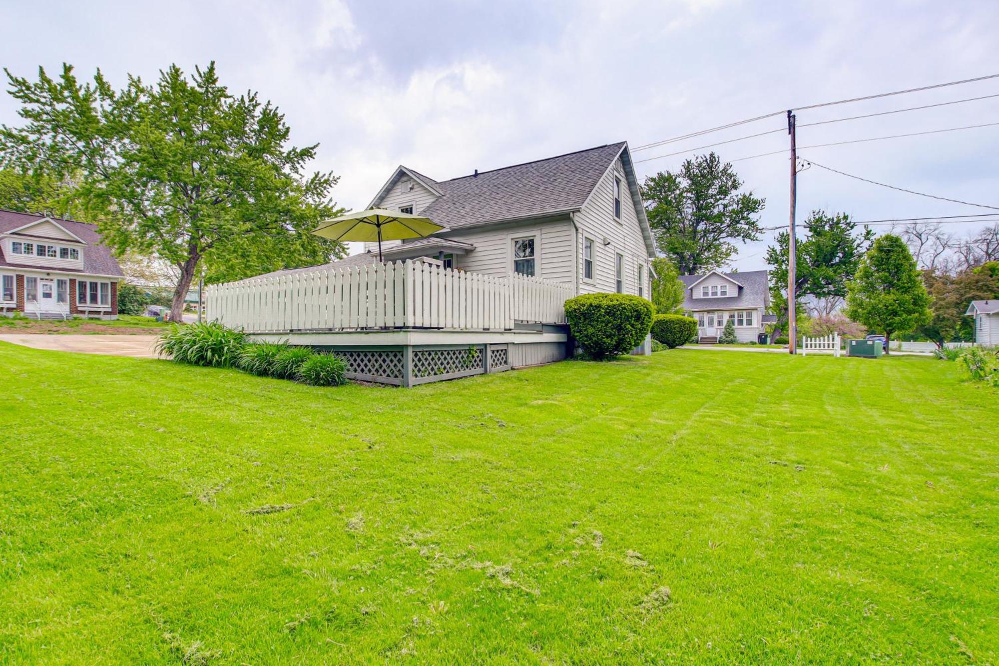 Lavish House With Patio - 2 Blocks To Green Lake! Extérieur photo
