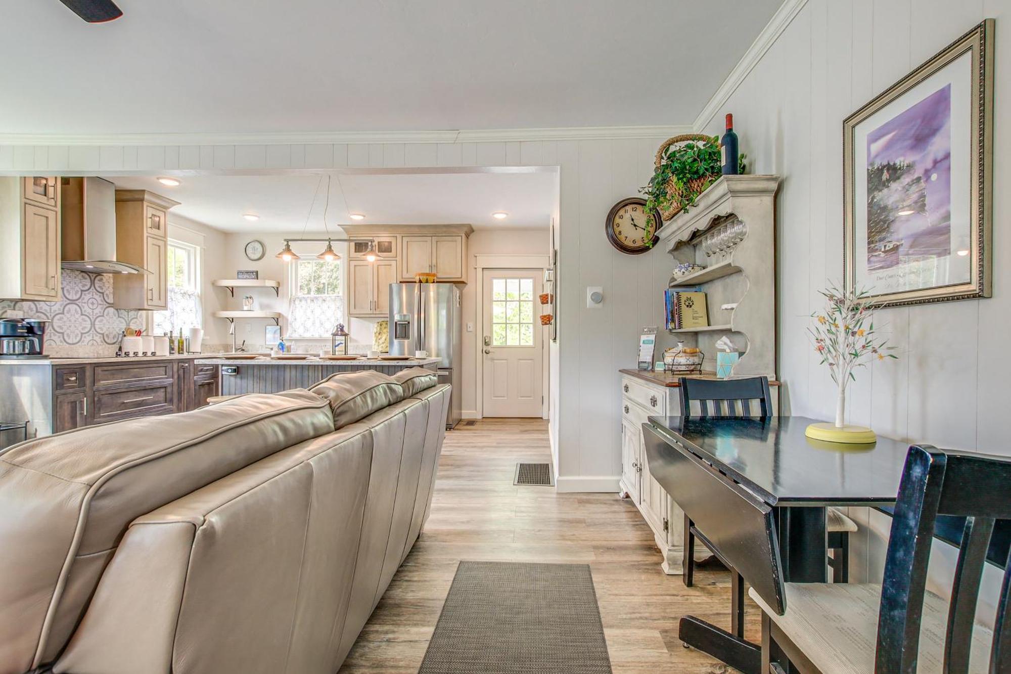 Lavish House With Patio - 2 Blocks To Green Lake! Extérieur photo