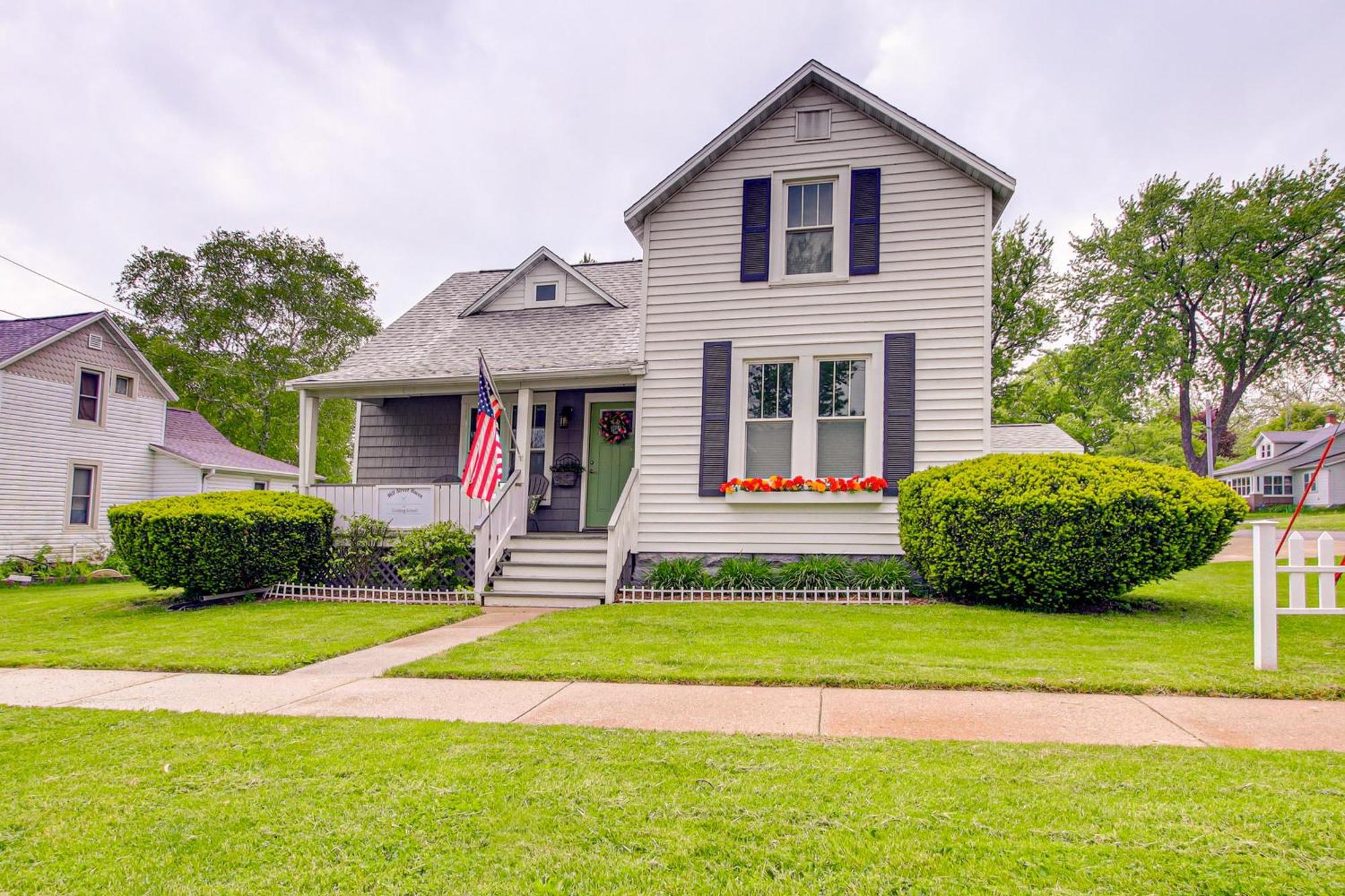 Lavish House With Patio - 2 Blocks To Green Lake! Extérieur photo